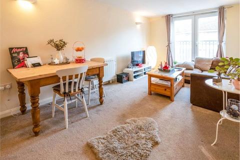 2 bedroom apartment for sale, Farnborough Road, Farnborough, Hampshire