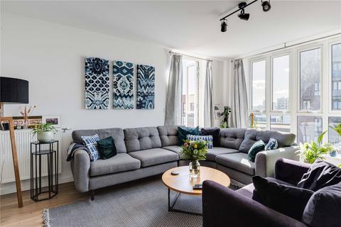 2 bedroom apartment for sale, Bight Court, London E3