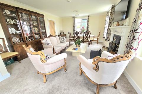 4 bedroom detached house for sale, Holsworthy, Devon, EX22