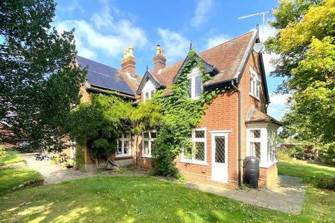 3 bedroom detached house for sale, Thurleston Lane, Ipswich, Suffolk, IP1