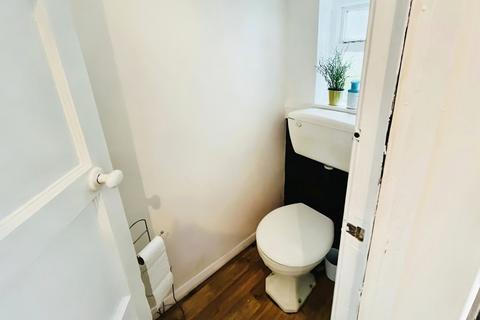 105 Hilary Road, Manchester, M22 1PW