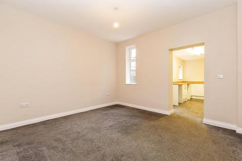 2 bedroom terraced house to rent, Poplar Street, Lancashire PR7