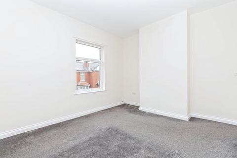 2 bedroom terraced house to rent, Poplar Street, Lancashire PR7