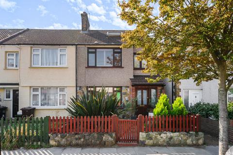 3 bedroom end of terrace house for sale, Hadley Road, Surrey CR4