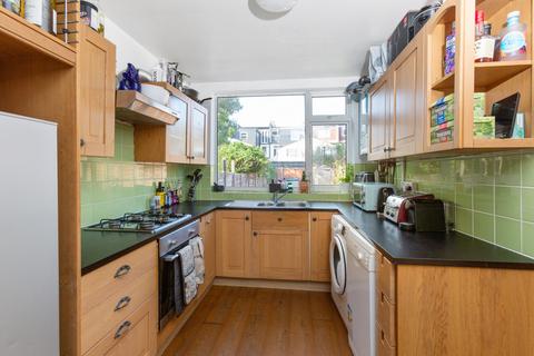 3 bedroom terraced house for sale, Parkleigh Road, London SW19