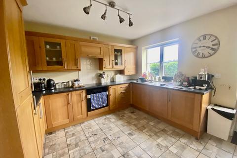 3 bedroom semi-detached house for sale, Angel View, Durham DH7