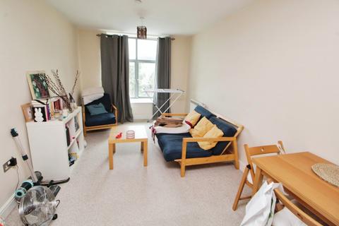 2 bedroom apartment for sale, Glossop Brook Road, Derbyshire SK13