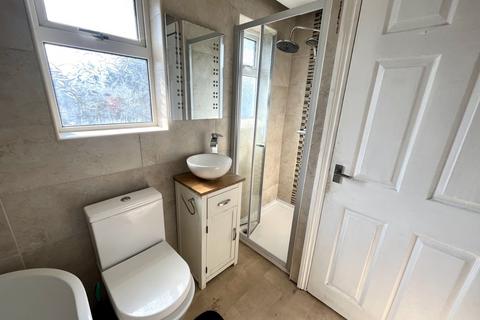 104 Carnforth Crescent, Grimsby, DN34 5EF