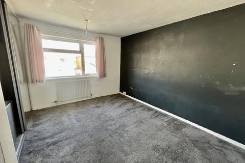 104 Carnforth Crescent, Grimsby, DN34 5EF