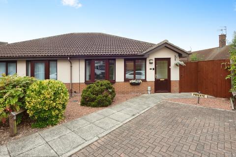 2 bedroom bungalow for sale, Berkeley Court, East Yorkshire HU9