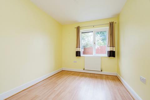 8 Berkeley Court, Hull, HU9 4UW