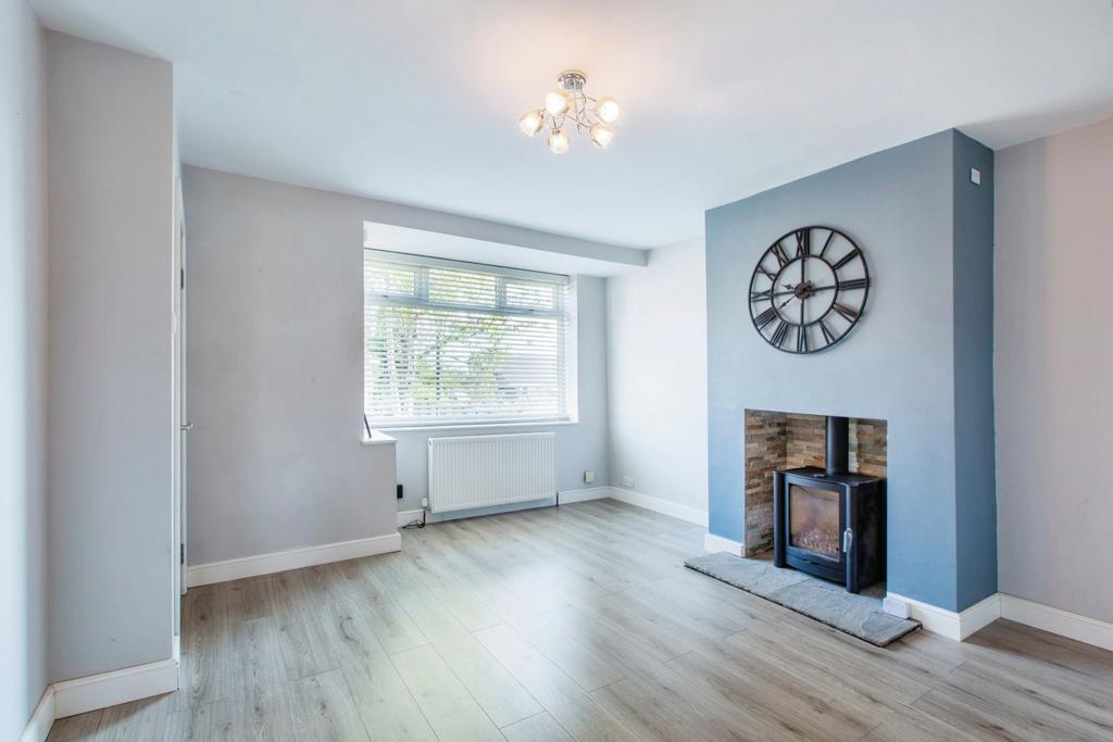 Haigh Moor Road, Wakefield WF3 4 bed semidetached house for sale £