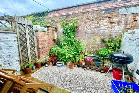 2 bedroom terraced house for sale, Barker Street, Cheshire CW5