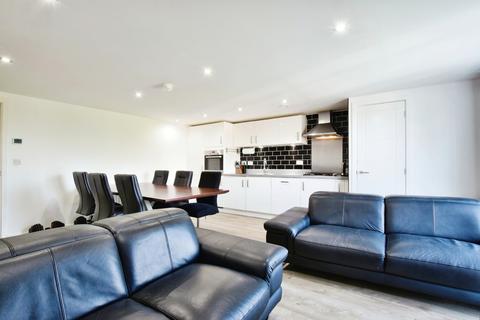 2 bedroom apartment for sale, Talbot Road, Manchester M32