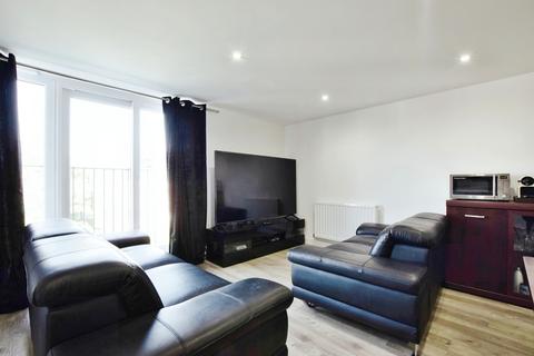 2 bedroom apartment for sale, Talbot Road, Manchester M32