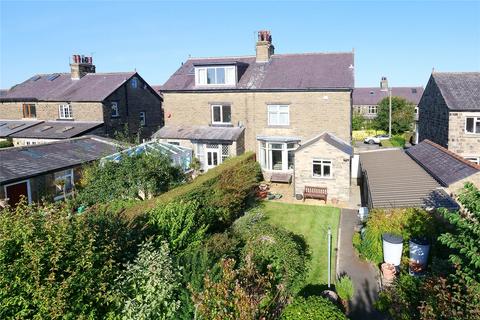 50 Bank Crest, Baildon, Shipley, BD17 5HB