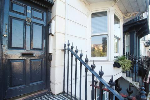 8 bedroom terraced house for sale