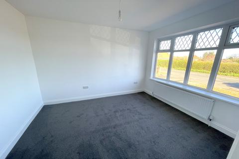 3 bedroom bungalow to rent, Aerodrome Crescent, Norwich NR7