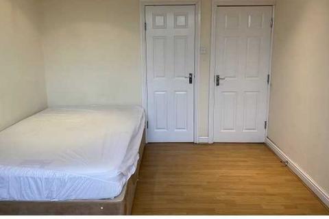 3 bedroom apartment to rent, Osborne Road, Newcastle upon Tyne, NE2 2AJ