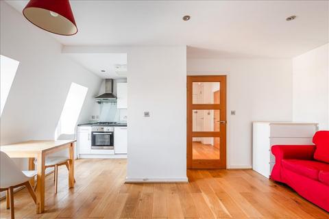 2 bedroom apartment for sale, Coram Mansions, Bloomsbury, WC1N