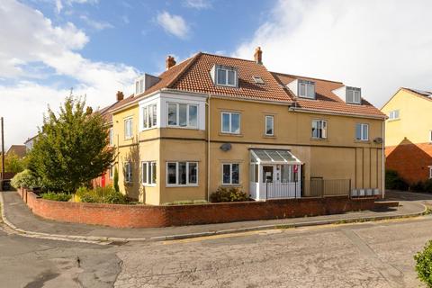 2 bedroom flat for sale, Kelston Road, Manor Farm