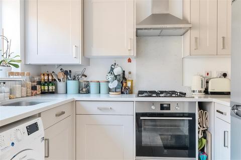 3 bedroom semi-detached house for sale, Sumbler Drive, Calne