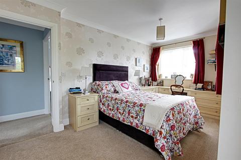 4 Berkeley Close, Pitstone, Leighton Buzzard, LU7 9FG