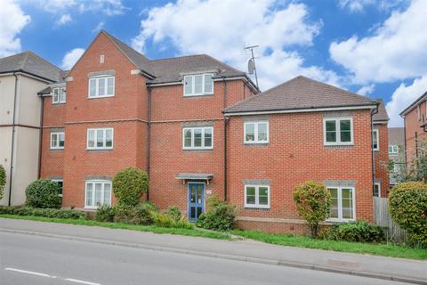 2 bedroom apartment for sale, Wolage Drive, Grove OX12