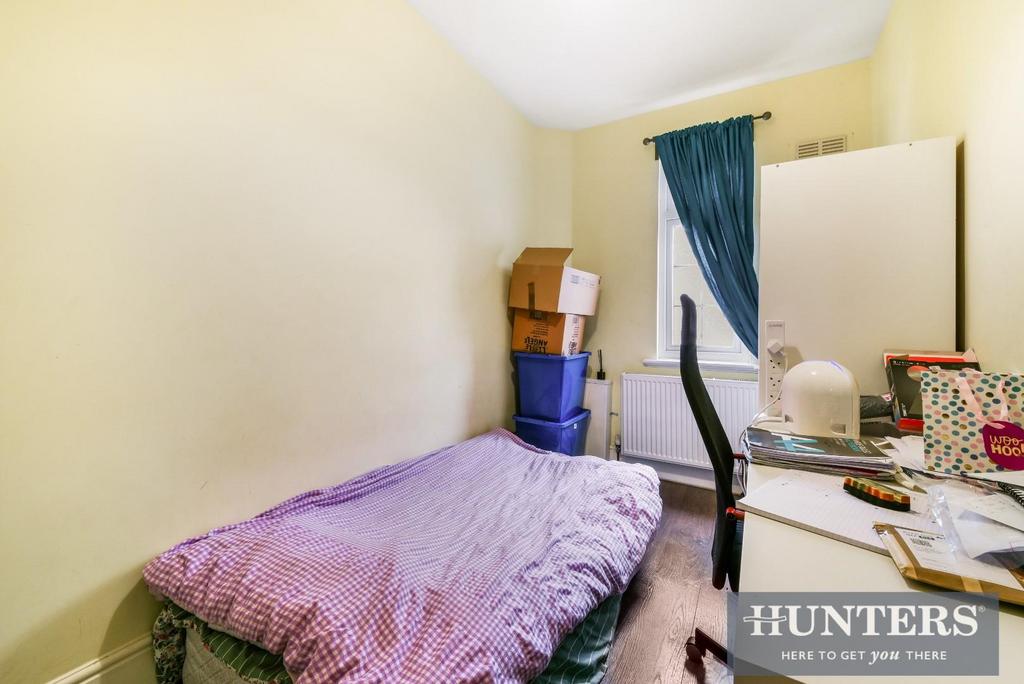 33a wrythe bedroom 1.jpg