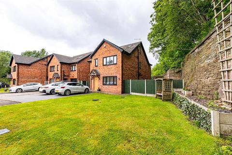 5 bedroom detached house for sale, Gillotts Hollow, Streetbridge, Royton, Oldham, OL2