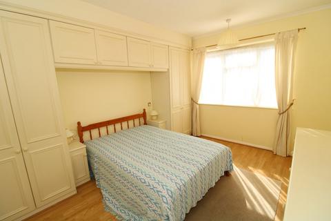 13 Ash Grove, West Wickham, BR4 0QL