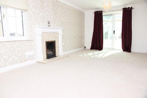 4 bedroom detached house to rent, College Way, Truro, TR1