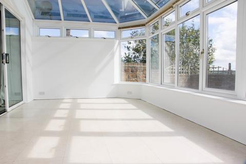 4 bedroom detached house to rent, College Way, Truro, TR1