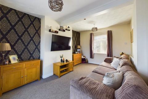 11 Ashgrove Avenue, Gloucester, GL4 4NE