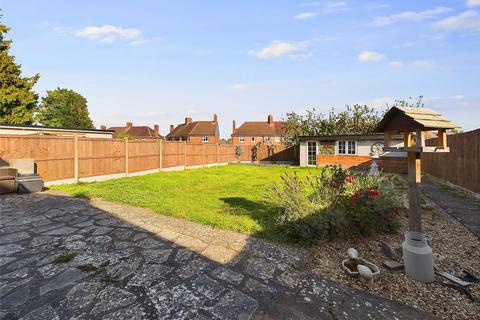 11 Ashgrove Avenue, Gloucester, GL4 4NE