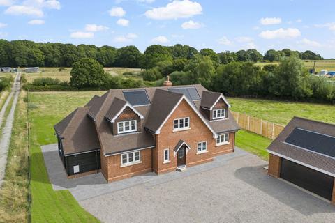 5 bedroom detached house for sale, Brook Cottage, New Road, Pamber Green