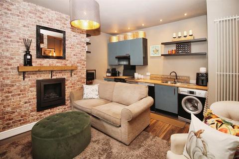 1 Peterborough Road, Bradford, BD2 3AR