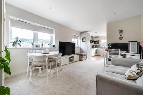 1 bedroom flat for sale, High Wycombe,  Buckinghamshire,  HP12