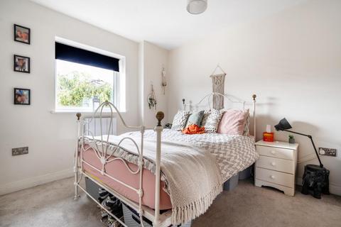 1 bedroom flat for sale, High Wycombe,  Buckinghamshire,  HP12