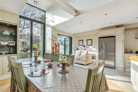 4 bedroom terraced house for sale, Dempster Road, London, SW18