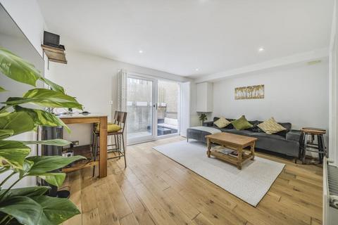 1 bedroom flat for sale, Mandrell Road, Brixton