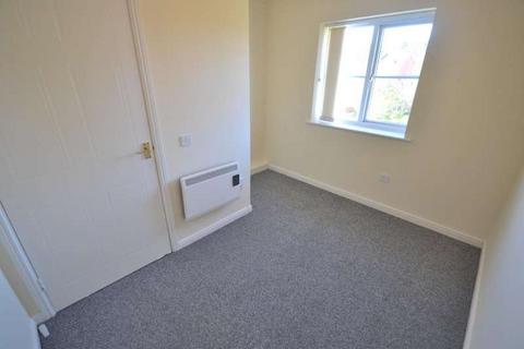 2 bedroom apartment to rent, Greendale Drive, Radcliffe M26