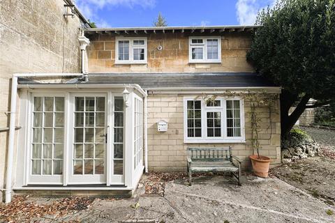 2 bedroom house to rent, Weston Road, Bath