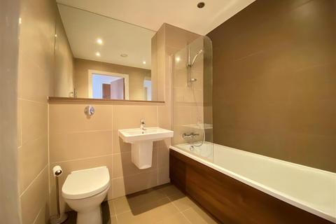 1 bedroom apartment to rent, Alto, Sillavan Way, Salford