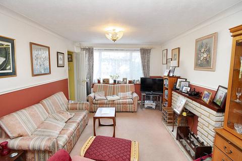 3 bedroom terraced house for sale, Pond Close, Overton RG25