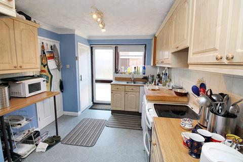 3 bedroom terraced house for sale, Pond Close, Overton RG25