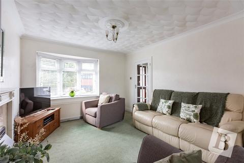 3 bedroom terraced house for sale, Limerick Gardens, Upminster, RM14