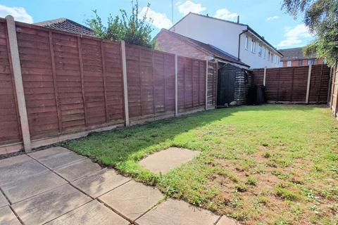 2 bedroom terraced house to rent, Holm Oak Road, Hereford HR2