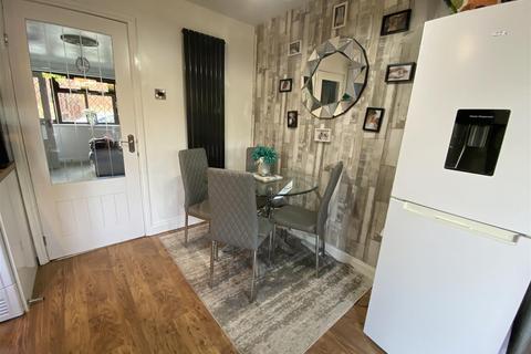 undefined, School Close, Albert Village DE11