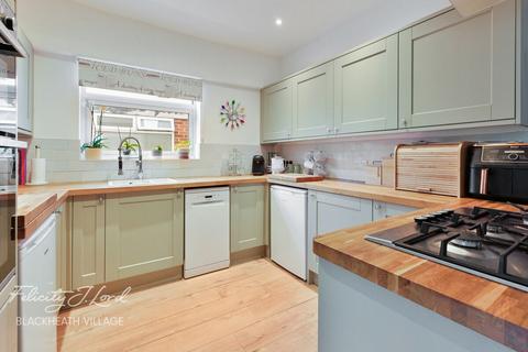 4 bedroom semi-detached house for sale, Shooters Hill Road, London, SE3